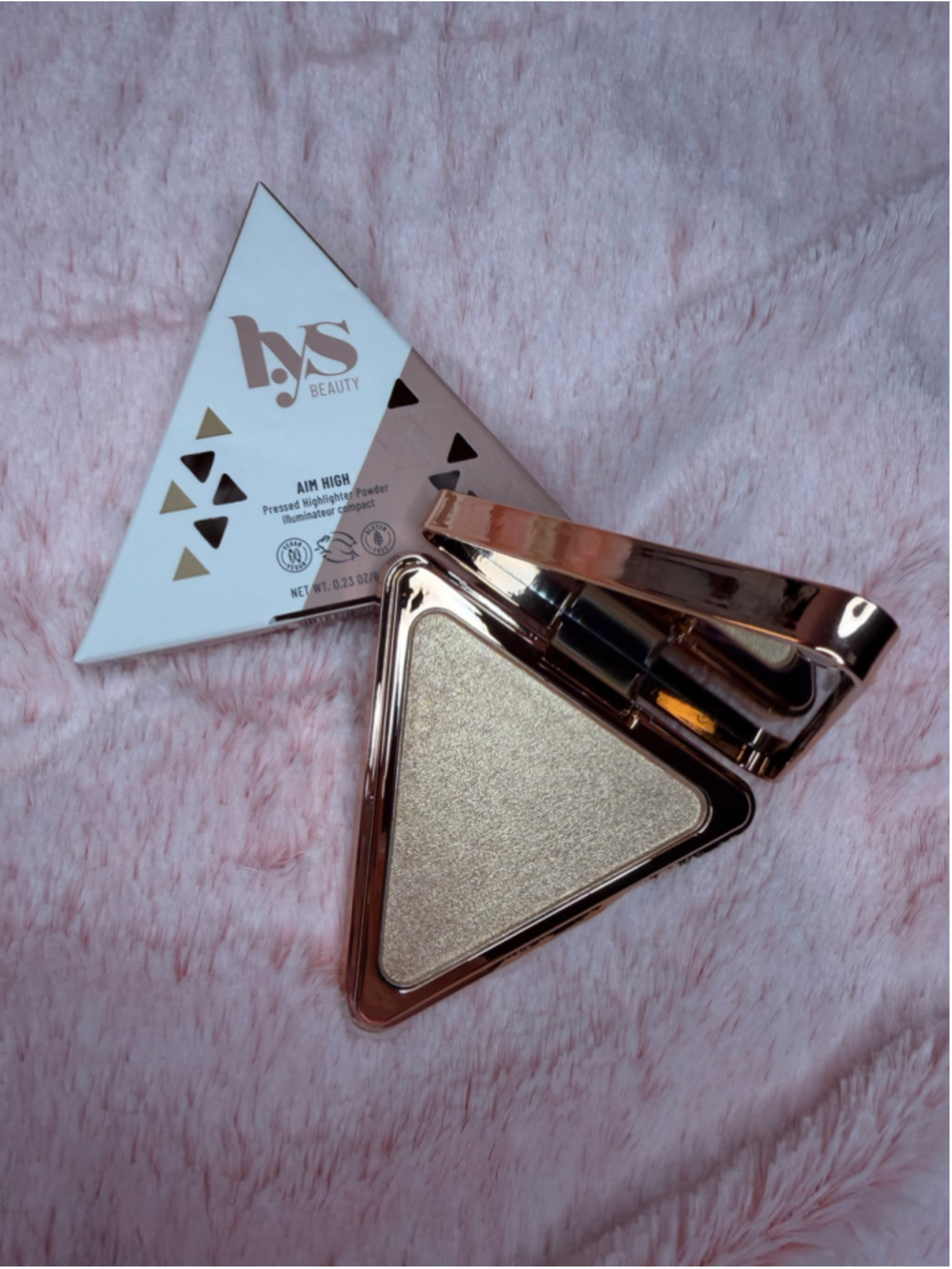 LYS Beauty Pressed Highlighter - NWT